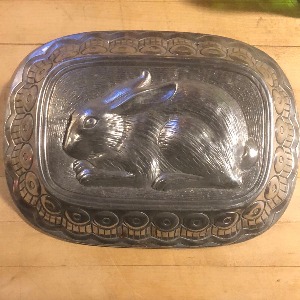 Vintage SIGMA THE TASTESETTER BUNNY RABBIT WALL HANGING MOLD